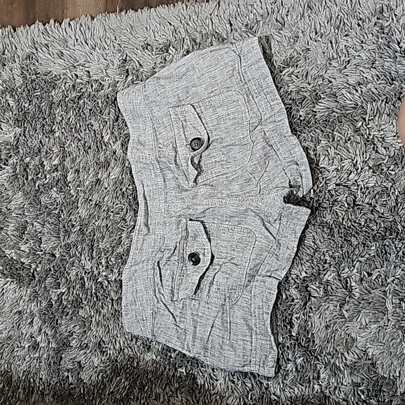 Bundle of express shorts size 4 & XS - Picture 5 of 5